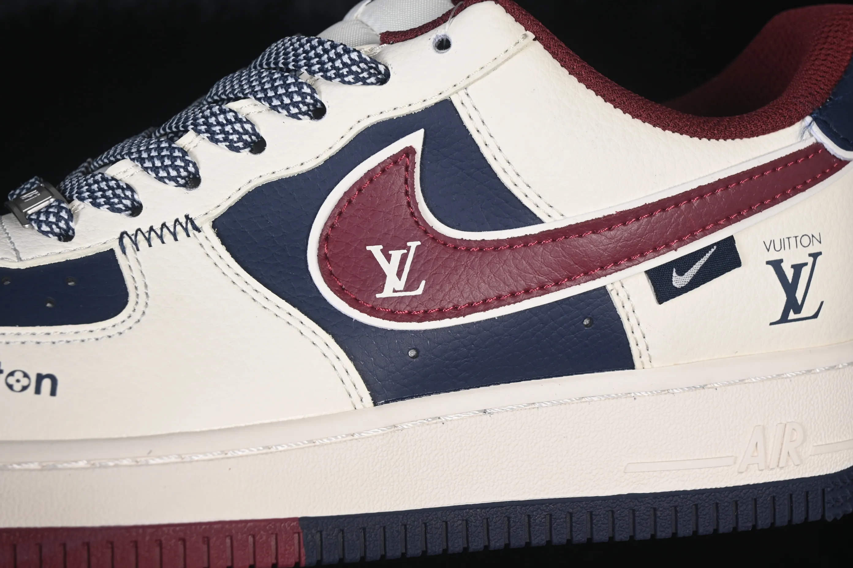 All categories Nk Air Force 1 Air Force series Nk Air Force 1 Low Air Force low-top Nike Air Force 1'07 Low joint blue and red stitching Air Force 1 low-top casual sneakers JP8028-069